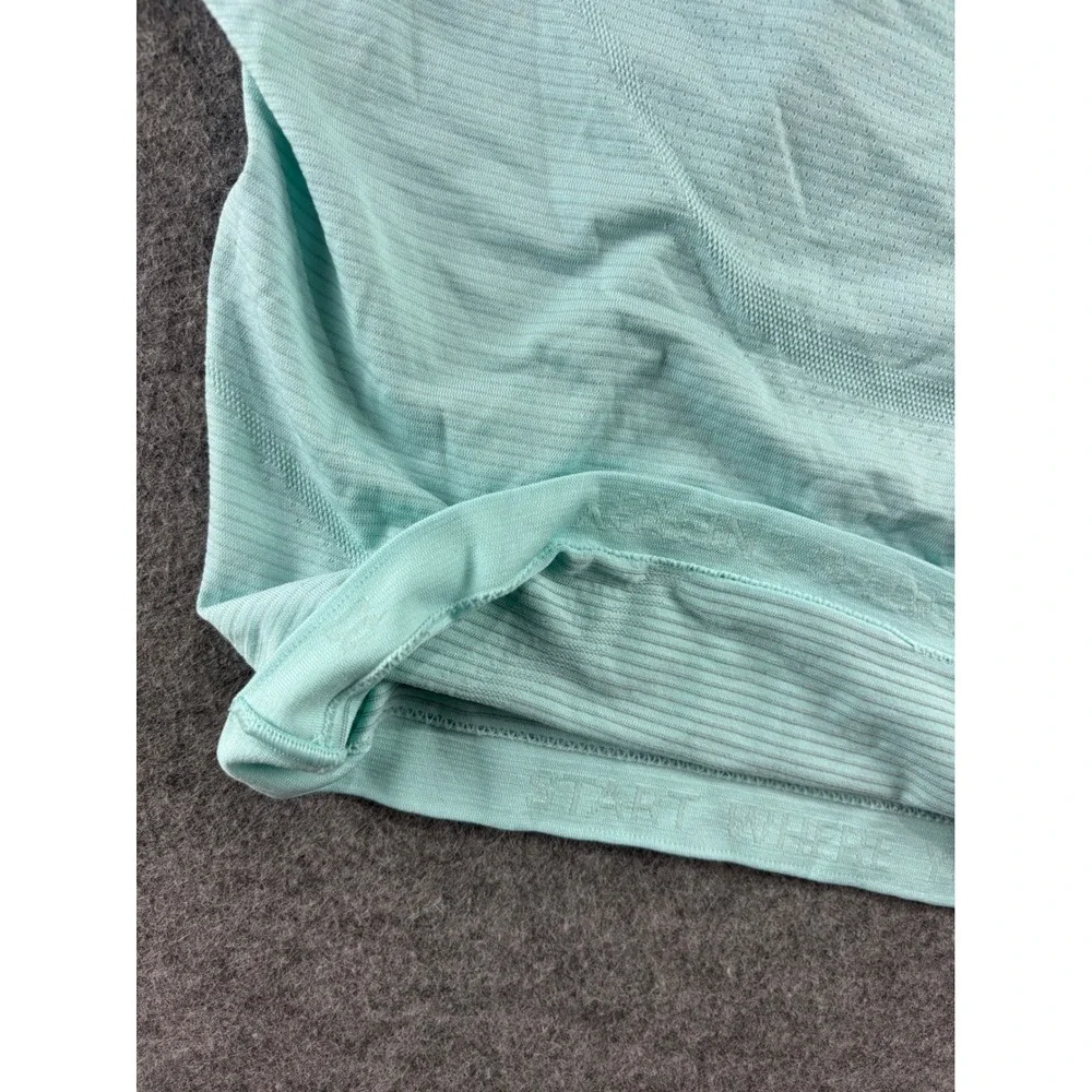 Lululemon Swiftly Tech Short Sleeve 2.0 Crop Mint Green Size 8 Gym Running Yoga